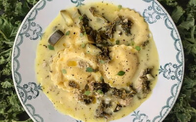 Soupe aux chou frisé, saucisses et raviolis 🥬 🥬 🥬